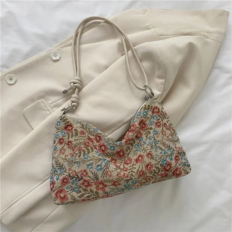 Boho Tapestry Purse Multicolor Floral Print Gold Chain Shoulder Bag Vintage Look