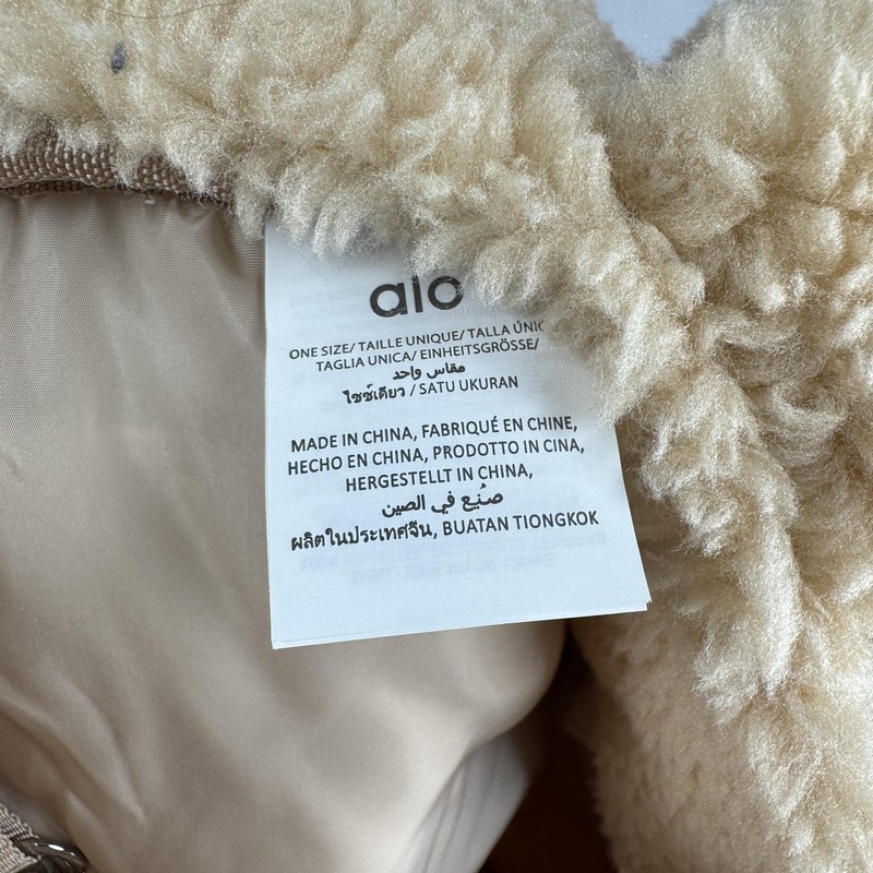 Alo Yoga Foxy Sherpa Tote Bag Beige Fleece Snap Pockets Embroidered Logo gallery