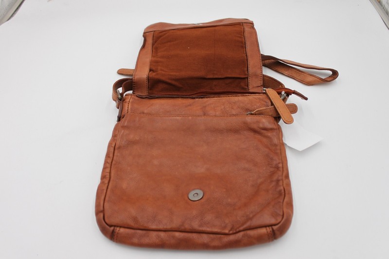 Stylish handbag Bagsac cognac leather NP: 79,95 € gallery