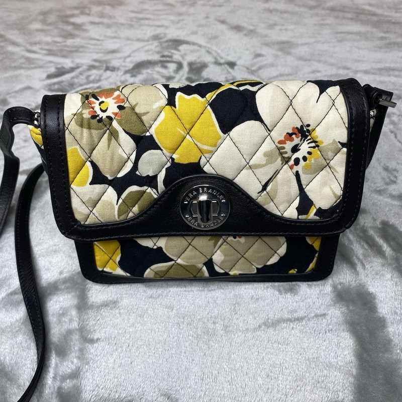 VERA BRADLEY Crossbody Patricia purse in DOGWOOD faux leather Turn Key bag gallery