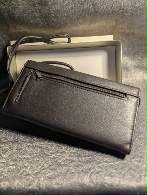 Vintage Stone Mountain Pebbled Leather Mini Crossbody in Black NWB