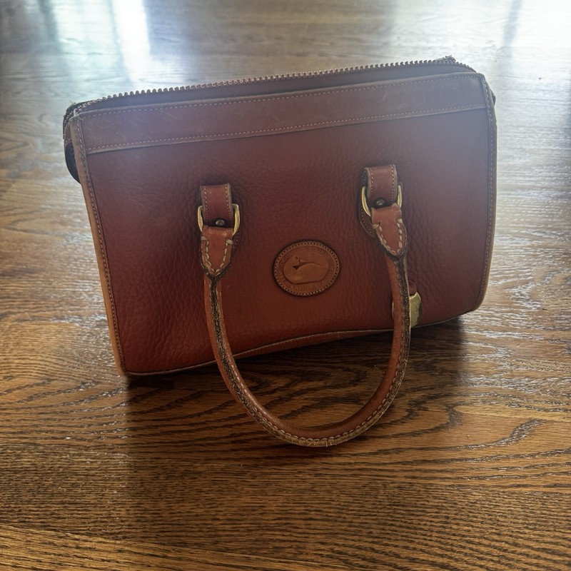 Vintage DOONEY & BOURKE Pebble British Tan Vachetta Leather Satchel Bag USA