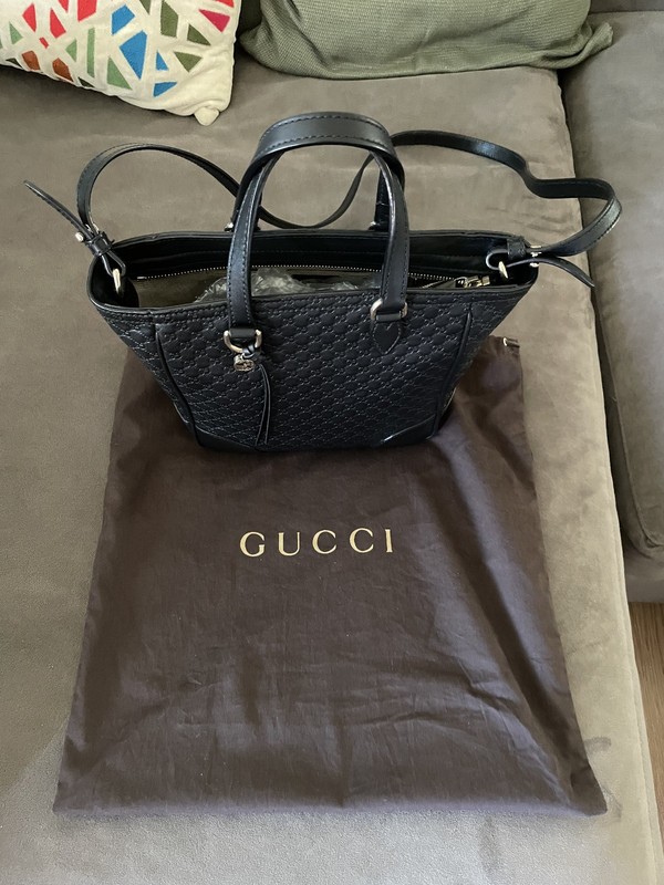 Gucci Black Microguccissima Leather Bree Satchel w Top Handles & Zipper Closure
