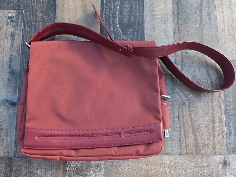 TUMI Terracotta Red Orange Messenger Bag Nylon Leather Pink Lining Crossbody