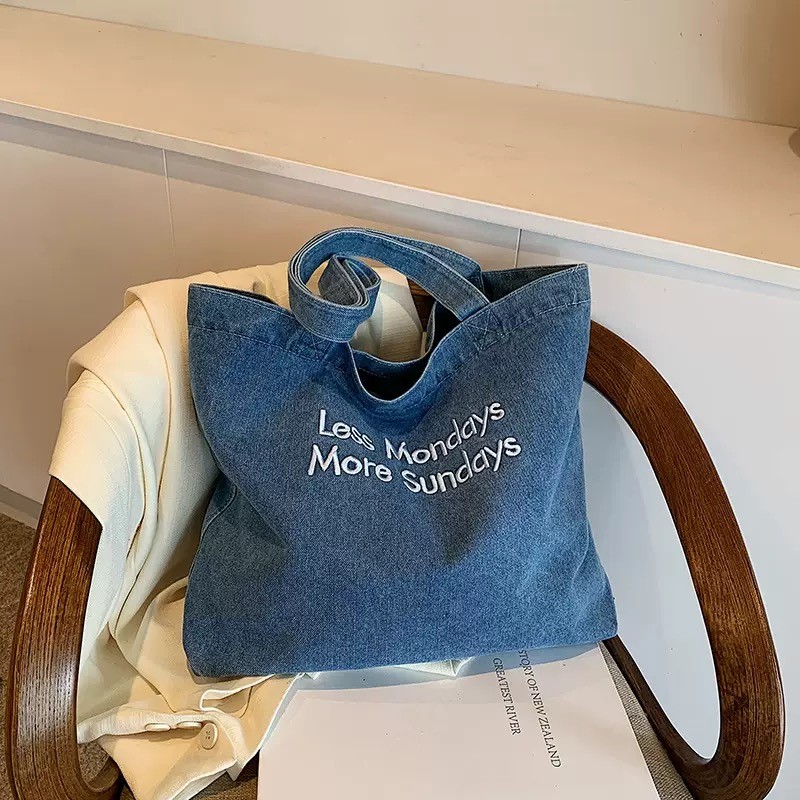 Women’s Embroidered Alphabet Denim Shoulder Bag: Perfect for Class or Commuting