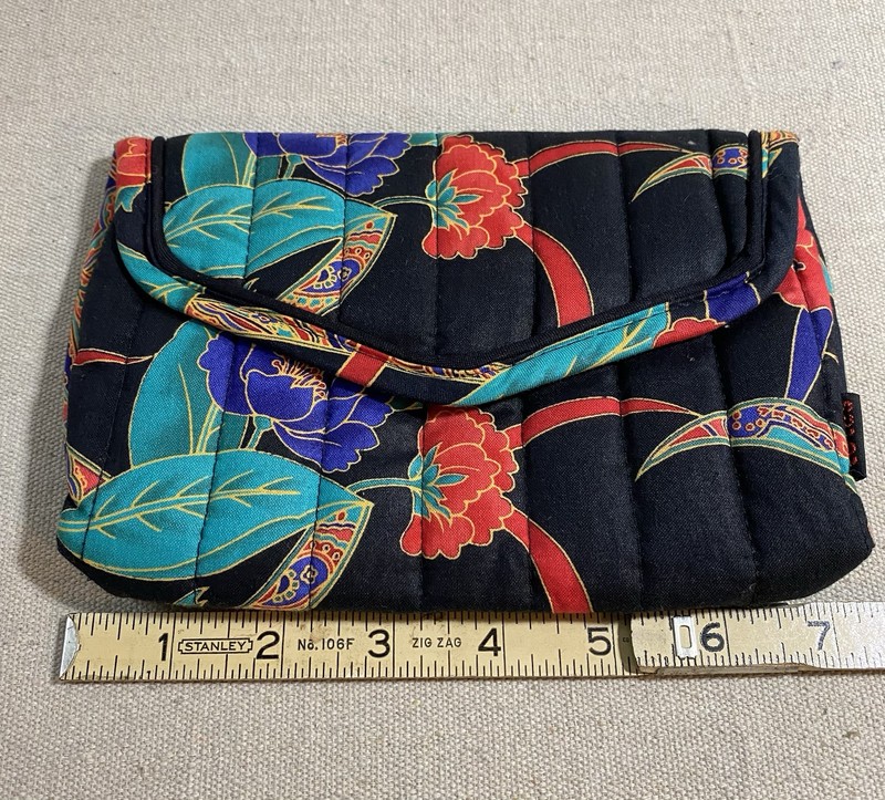 TOTES Makeup Pouch Fabric Travel Bag Case w/mirror Plastic Lined Snap Closure gallery
