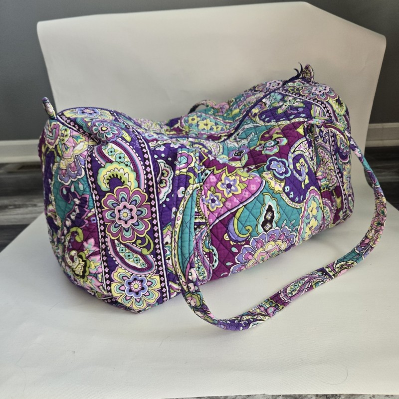 Vera Bradley Large Weekender Travel Bag Carry On Heather Paisley Purple Duffle