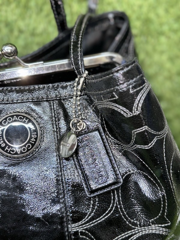 Coach F19215 Black Stitch Signature Patent Leather Frame Kiss lock Shoulder Bag gallery