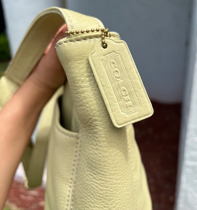 Coach Vintage Sonoma Pocket Zip Natural Grain Pebbled Leather Lime Green 4924 gallery