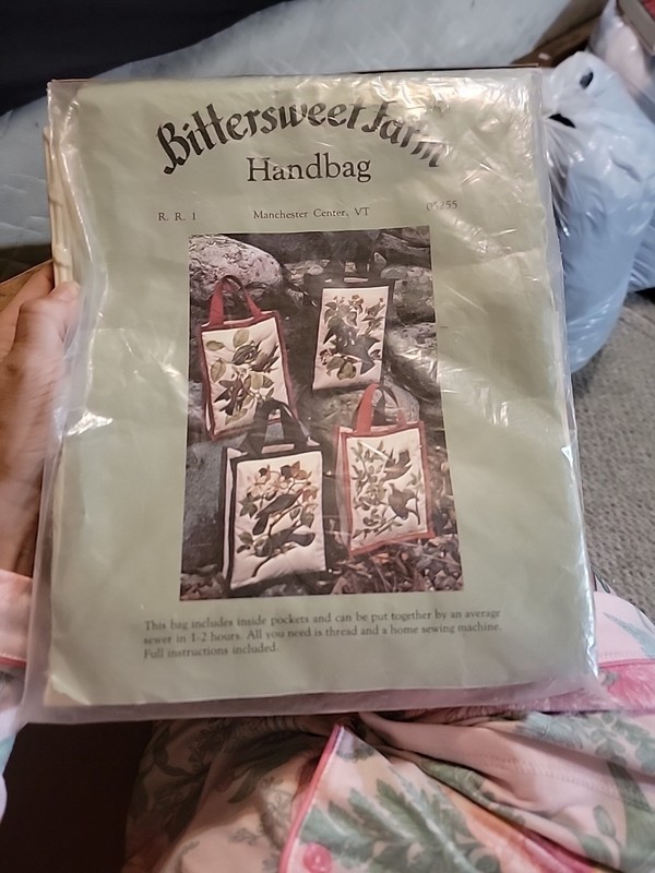 Bittersweet Farm Handbag Manchester Center New In Package Bird And Floral Design