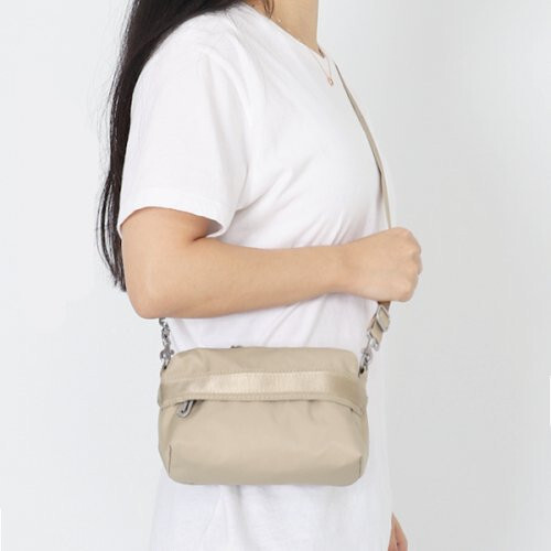 Nike NSW Futura Luxe Womens Crossbody Bag Sports Casual Adjustable CW9304 250