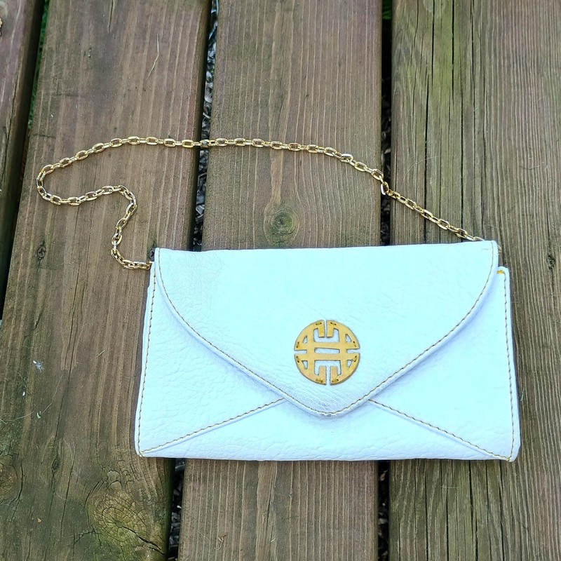 Antonio Melani White Leather Clutch Crossbody Bag Purse W/ Optional Gold Chain