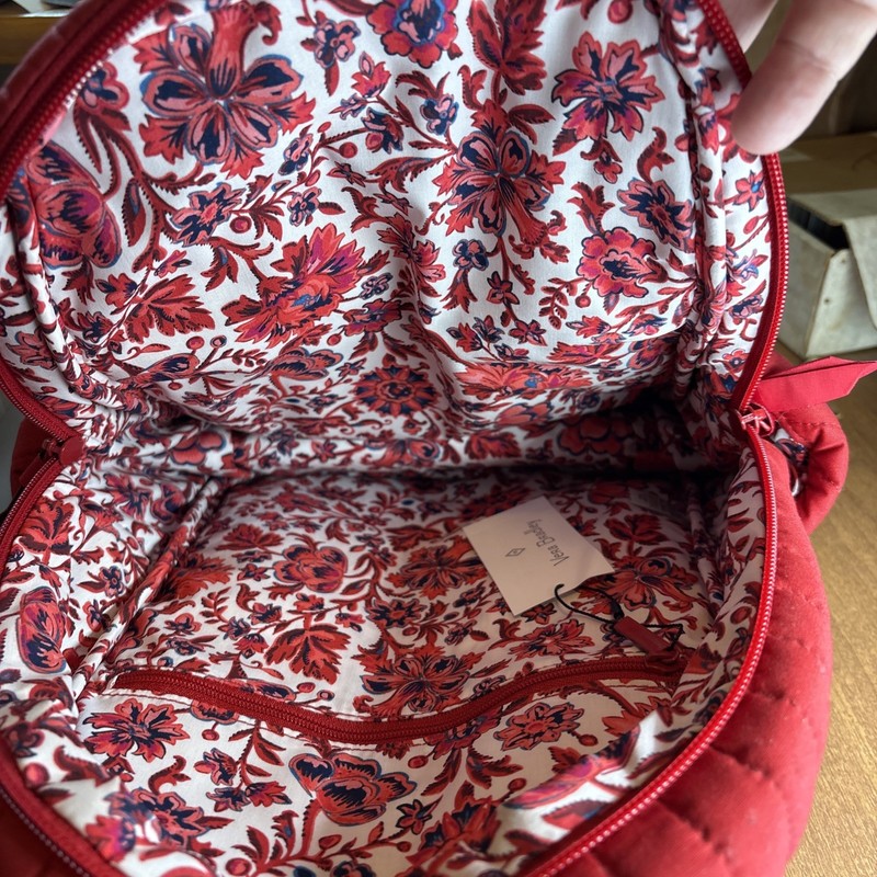 NEW Vera Bradley Cardinal Red Quilted Cotton Adjustable Backpack Floral Interior gallery