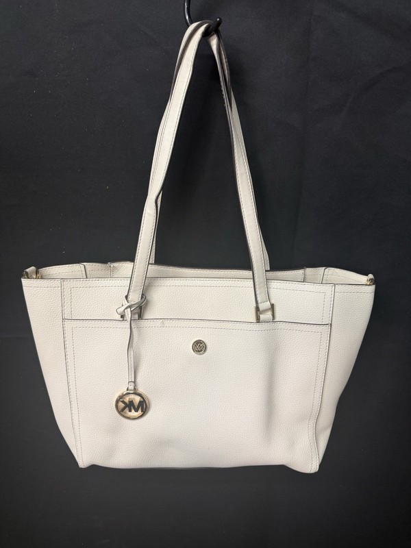 Michael Kors Maisie Women’s Tote Bag Large light green color