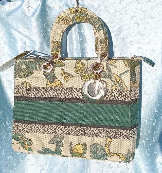 NEW~Green Butterfly Classic Fashion Handbag W/Card Wallet And Crossbody Strap gallery