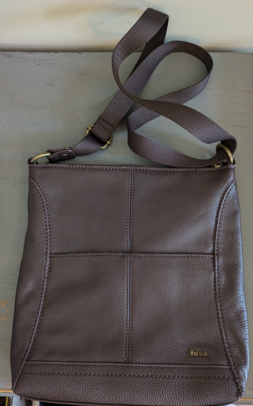 THE SAK Brown Pebbled Leather Crossbody Shoulder Bag EUC 11.5in x 11in