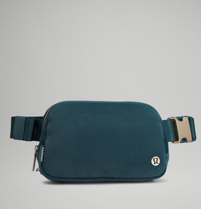 NWT Lululemon Everywhere Belt Bag Extended Strap Velour Green Jasper Gold 1L
