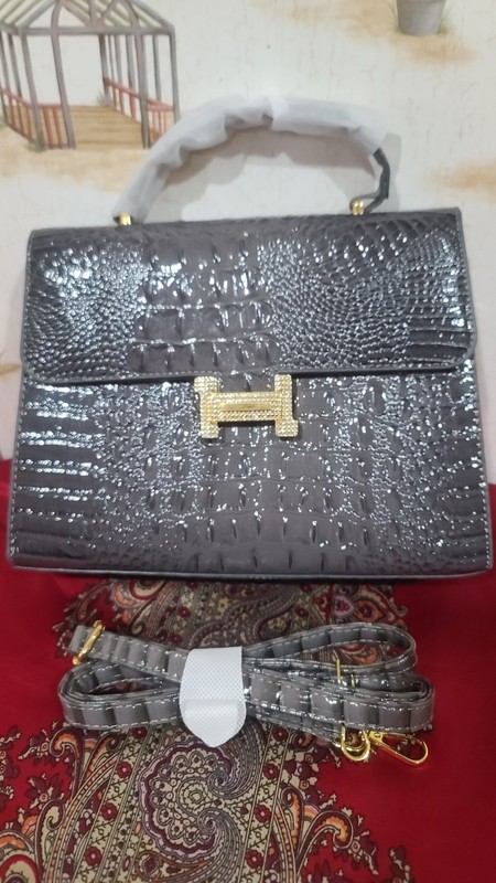 LADIES GRAY CROCODILE PATTERN LEATHER HANDBAG WITH SATCHEL CROSSBODY... gallery