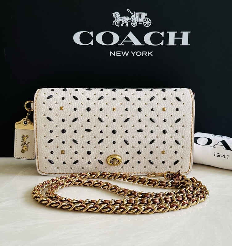 COACH 1941 PRAIRIE RIVETS CHALK LEATHER DINKY 20215 EUC
