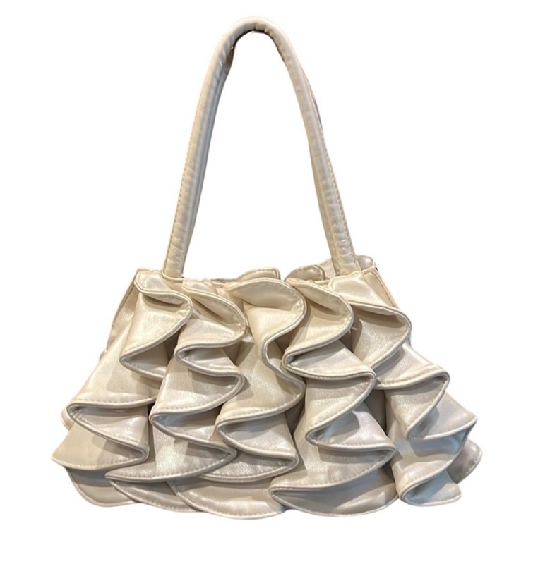 Vtg SONDRA ROBERTS Pearl White Ruffle Leather Small Evening Purse Bag 9″ x 7″