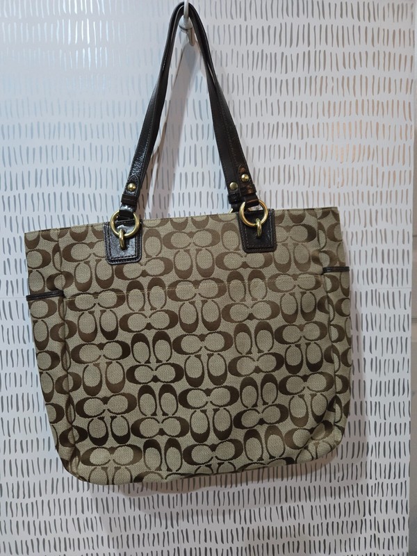 COACH Signature Gallery Logo Zip Tote Purse Brown F19388 NWT Beautiful
