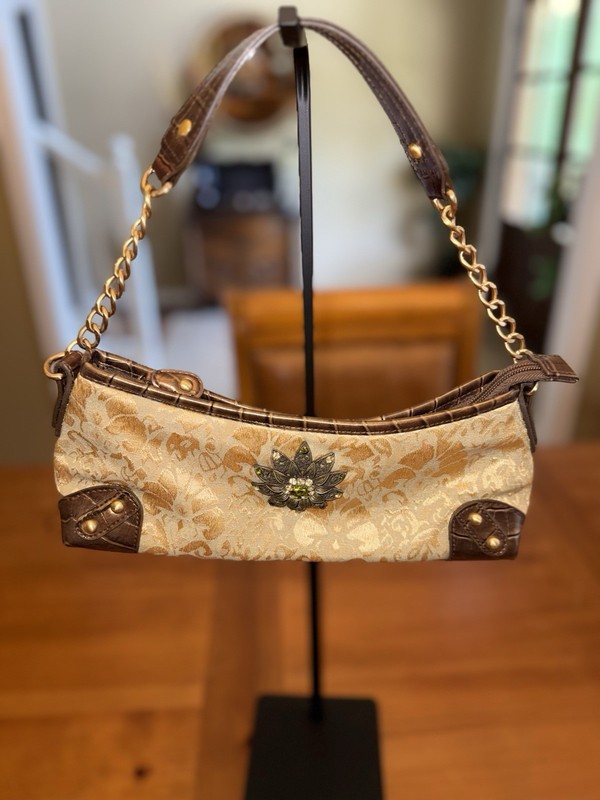 Gold Tapestry Shoulder Bag Rhinestone Studded Metal Flower Brooch Chain Strap