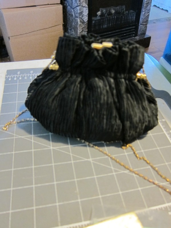 Vintage Cloth Vanessa Evening Bag Black Pleated Gold Tone Findings & Chain
