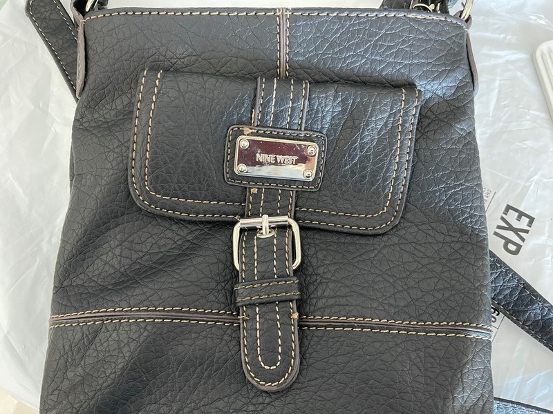 Nine West Purse Handbag Crossbody Bag Black Outside Pocket 8×9″