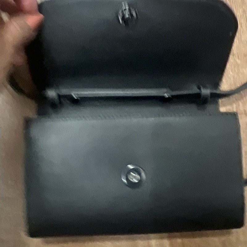 Simply Vera Wang Purse Black Shoulder/Crossbody Several Pockets 7x5 Inches gallery