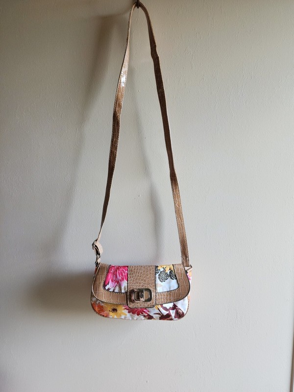 Treviso Crossbody Adjustable Shoulder Strap Bag/Purse Floral Ivory Pink Yellow