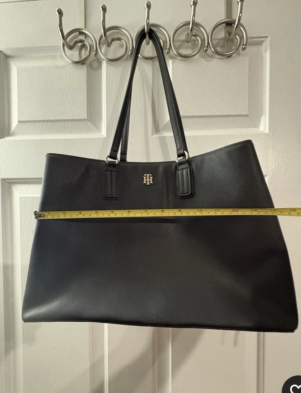 Tommy Hilfiger Large Navy Tote – 69j7978