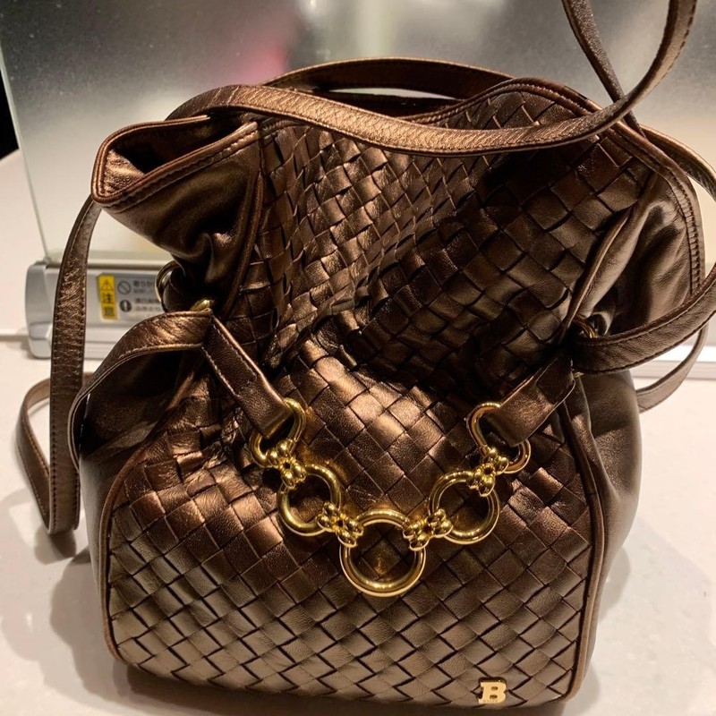 BALLY Bag ( ) to less than 1 7 of the purchase . 28a gallery