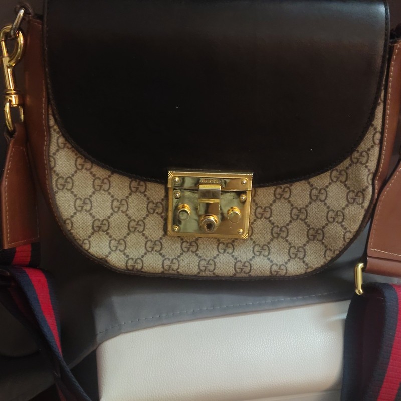 Gucci GG Pattern Small Crossbody Black/Beige Gold Hardware Lock w/ Key