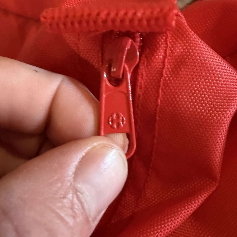 VTG Vintage 80s Jordache Jeans Shoes Red Nylon Duffel Duffle Bag gallery