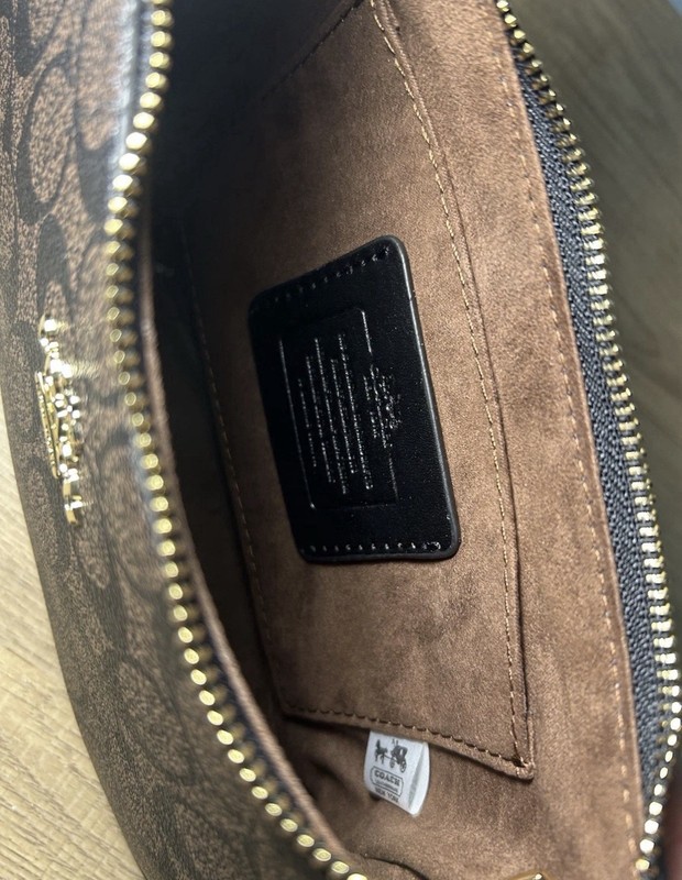 COACH CA548 Teri Shoulder Bag In Signature Canvas/Gold/Walnut/Black New gallery