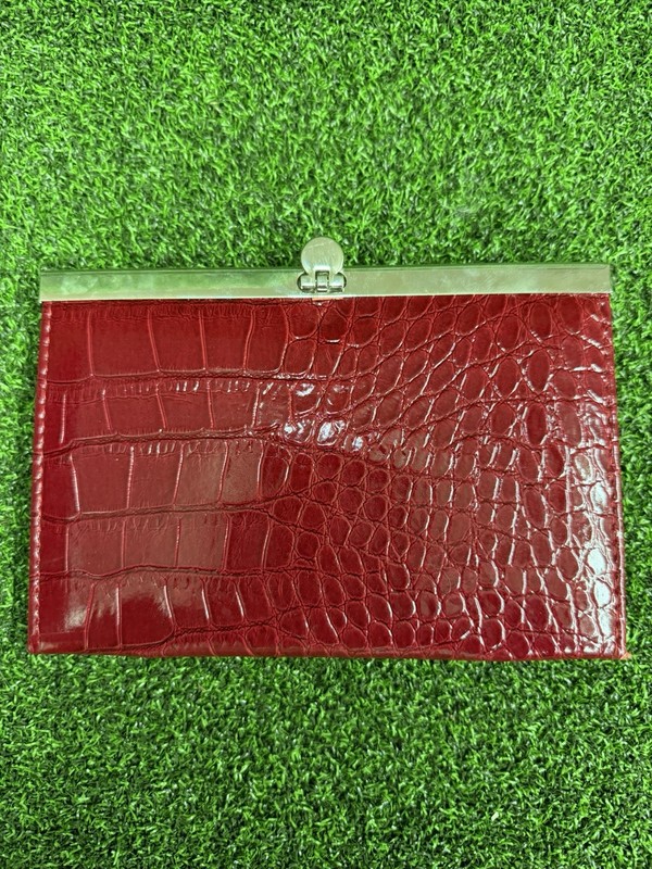 Red Croc Embossed Kiss Lock Clutch Purse Silver Hardware Black Lining
