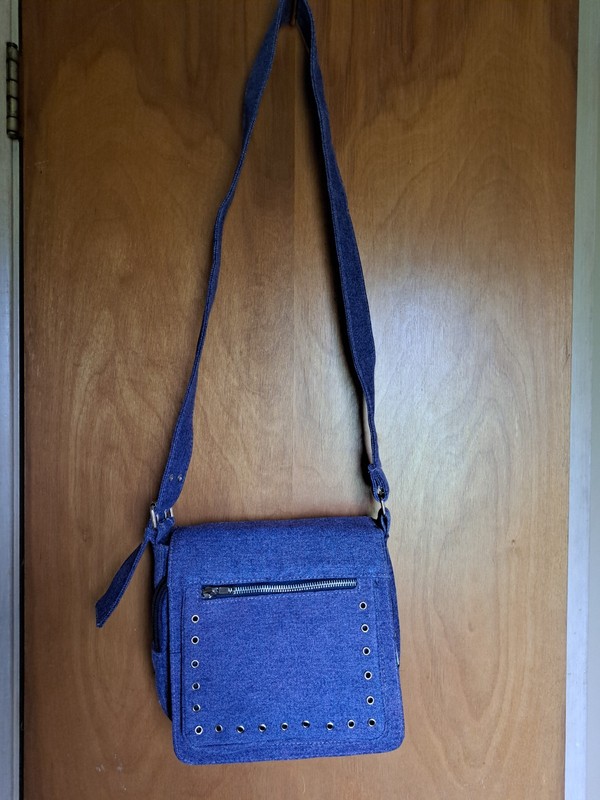 Womens Denim Crossbody Purse With A Pink Hue & Stitching. Multiple Compartment.