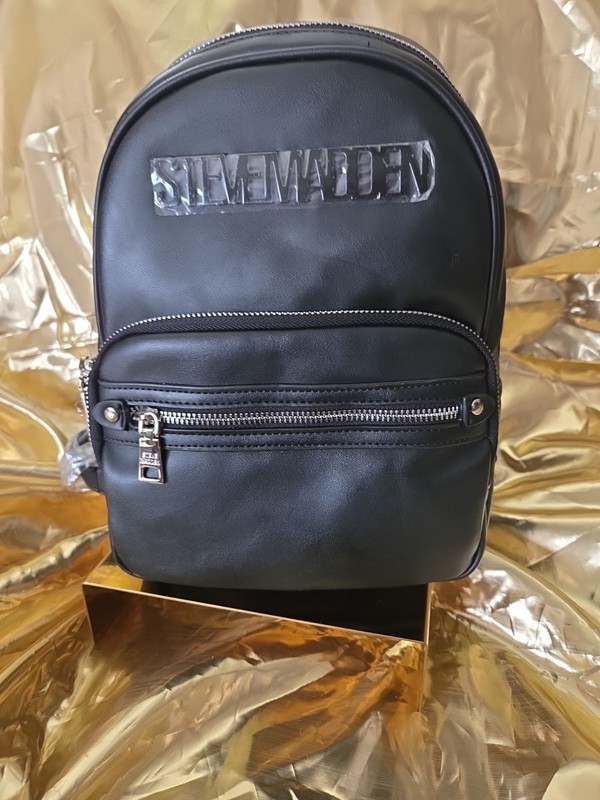 Still In Packaging Black “STEVE MADDEN “MINI Backpack 12×8×3 ❤️❤️