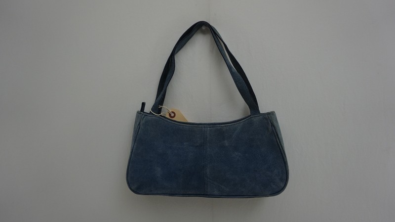 Womens Exhilaration Rose Pattern Suede Leather Baguette Handbag Purse gallery