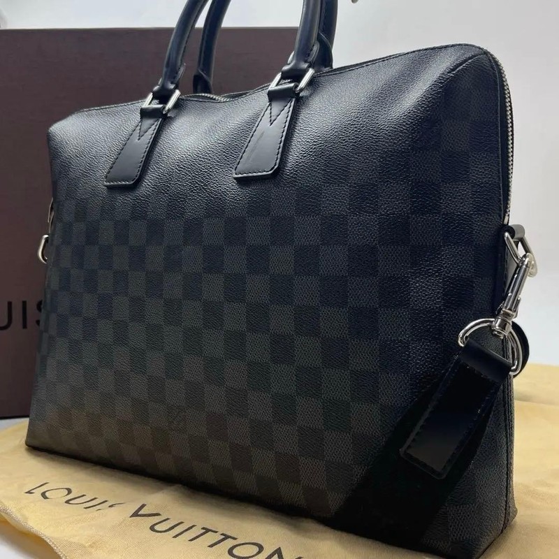 LOUIS VUITTON Porte Documents Voyage Damier