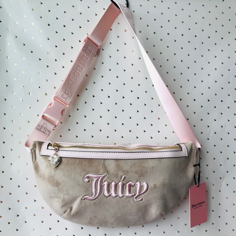 Juicy Couture Queen of everything Fanny Bag Cafe/ Powder Blush MSRP $79 NWT