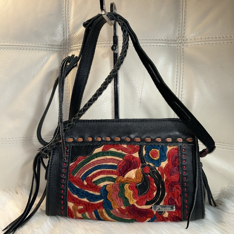 Pranee Crossbody Bag Handmade Appliqué By Artisans Brooklyn Collection Rare!
