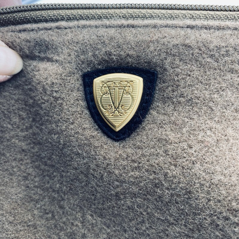 NWT Blaine Trump Beige Wool Bag Leather Corners Zippered Enclosure 5x7 Inches gallery