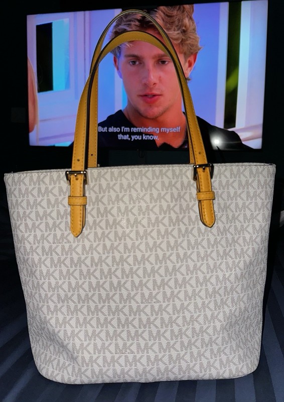 MICHAEL KORS Jet Set Medium Pocket Multifunction Tote Bag Sunrise gallery