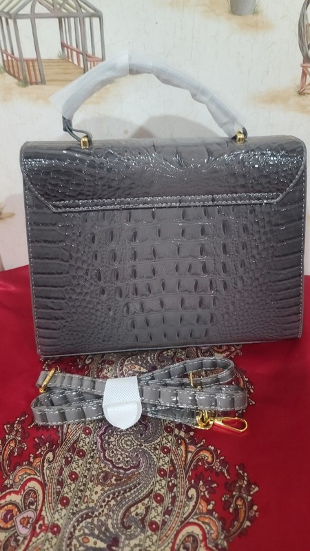 LADIES GRAY CROCODILE PATTERN LEATHER HANDBAG WITH SATCHEL CROSSBODY... gallery