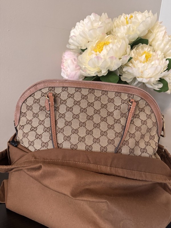 Authentic Gucci Monogram Brown Bree Shoulder Bag Medium With Dust Bag (V25-03) gallery