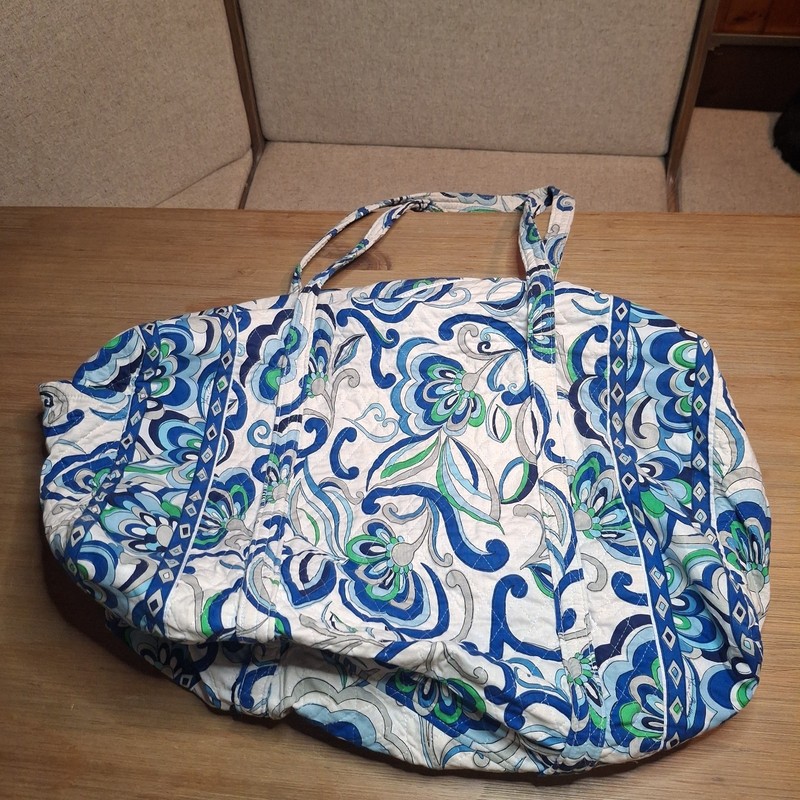 Vera Bradley Mediterranean White Quilted Duffel Bag