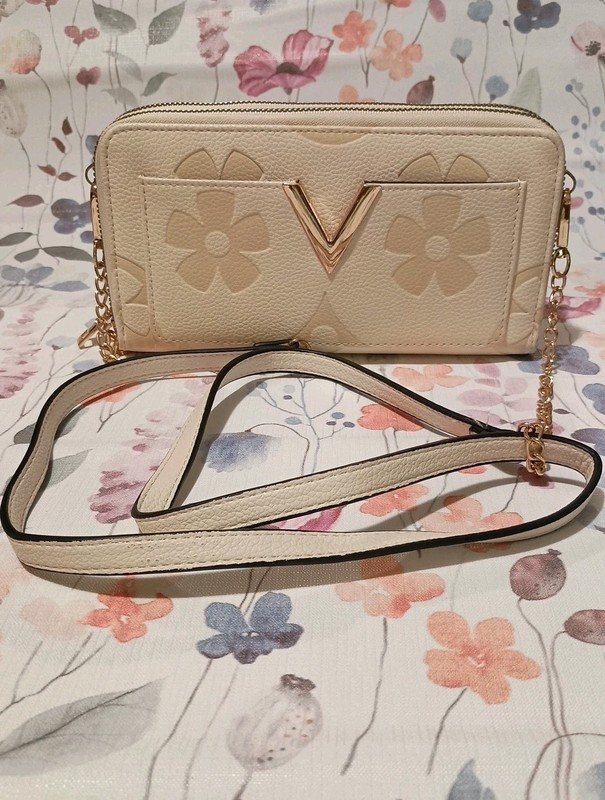 Unbranded Cream Cross Body Purse with Gold Accents, V Logo, Flower Design,