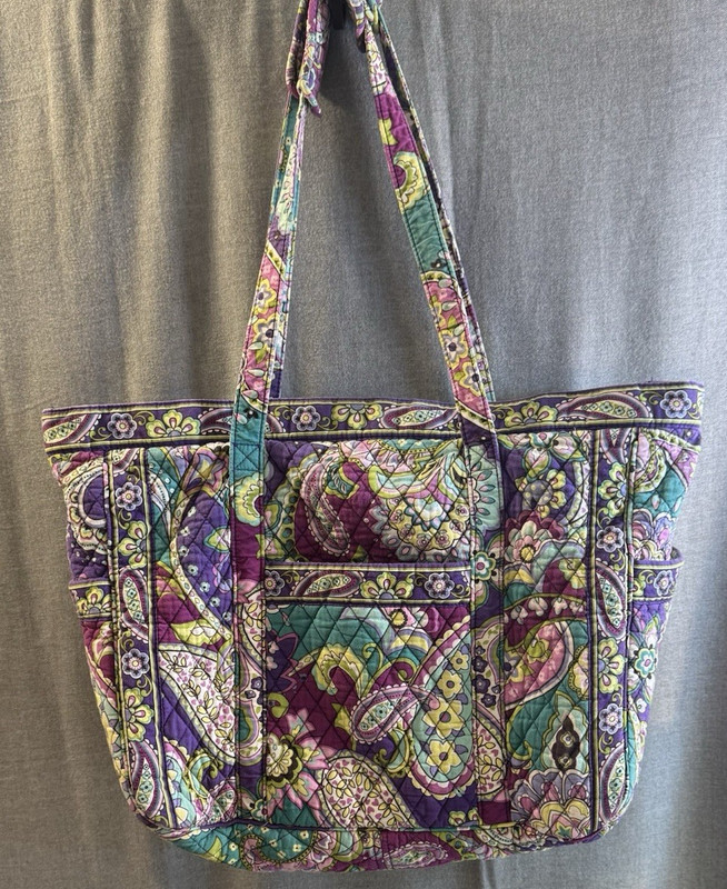 Vera Bradley Heather XL Get Carried Away Tote Retired Pattern with Travel Pouch! gallery