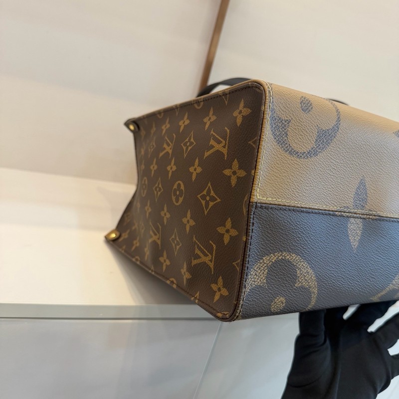 Louis Vuitton Onthego Monogram Medium Chip Version （35×27×14）cm gallery